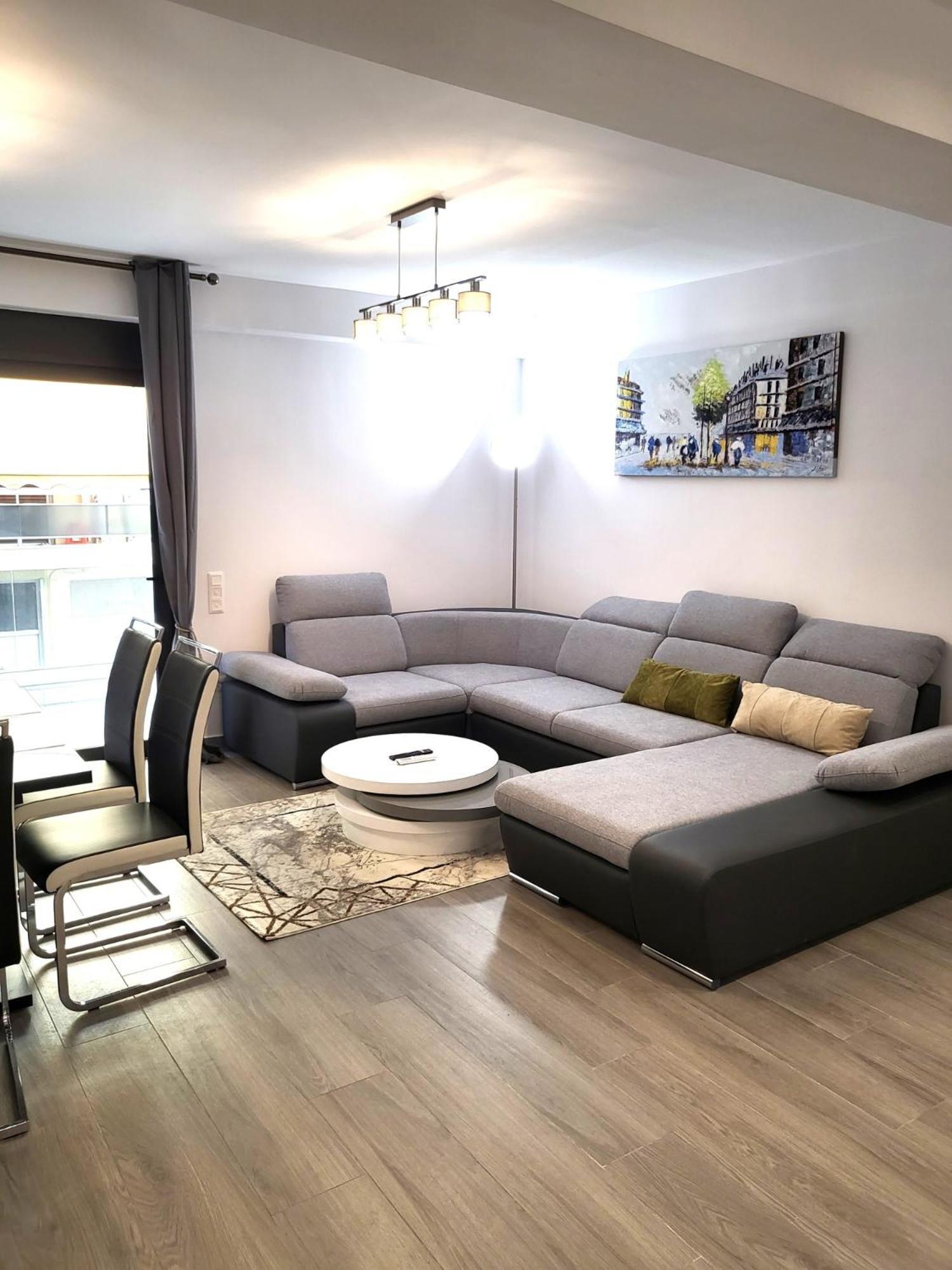 Fabilicious Suites - 2 Apartments- Romantic Jacuzzi & Spacious Family Comfort Atenas Exterior foto